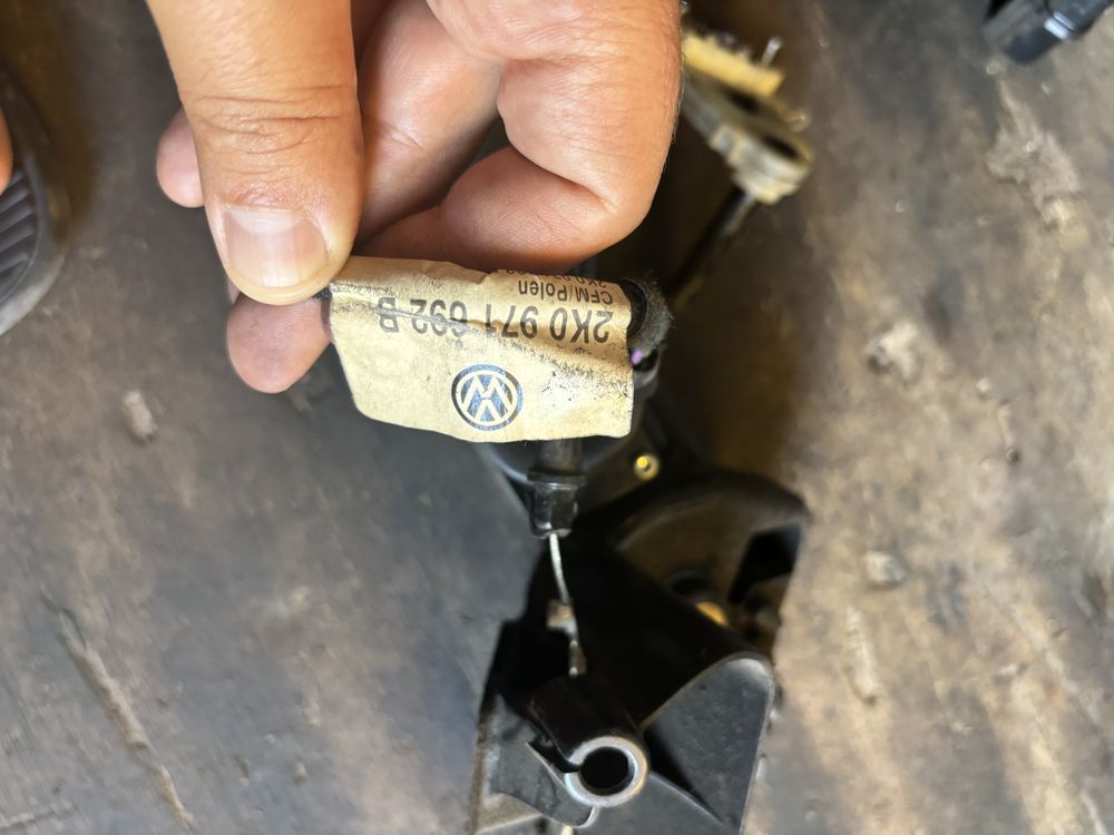 Брава за плъзгащи врати за VW Кади 05-09г