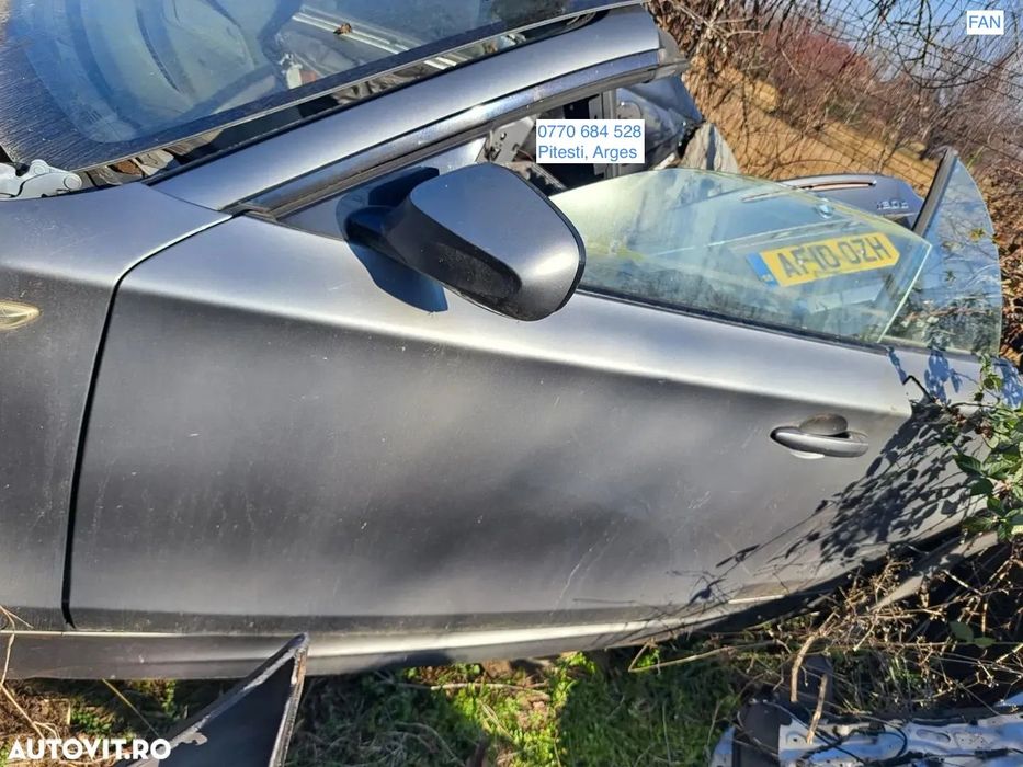Elemente caroserie Bmw E88 120d Pachet M Spacegrau Mettalic A52 Usa stg dr fara Oglida stg dr exterioara Prag stanga dreapta Portbagaj Emblema Incuietoare
