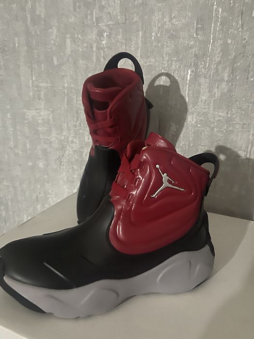 Боти Jordan 32 номер