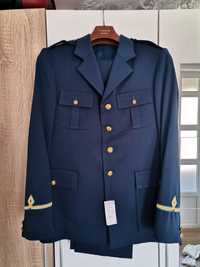 Costum militar forte aeriene