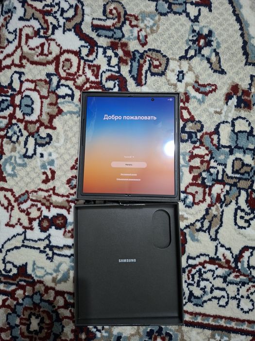 Продам абсолютно новый телефон