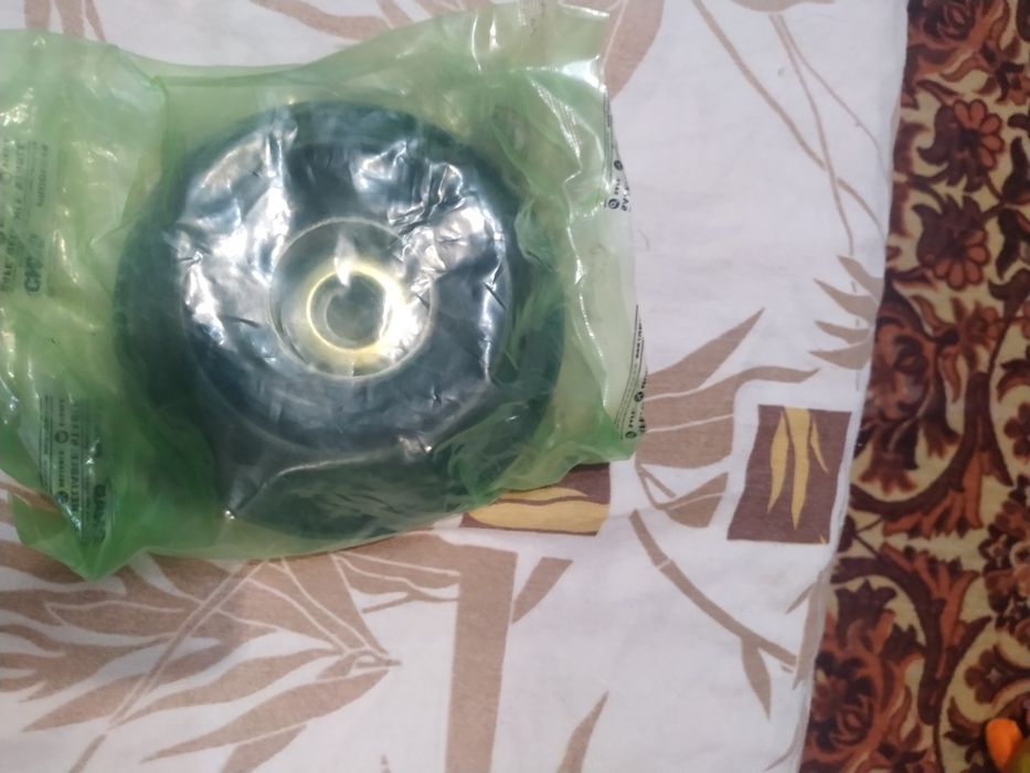 Продам опорный подшипник VW Passat B3