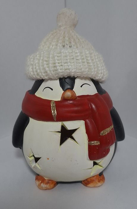 Светильник пингвинчик в шапочке