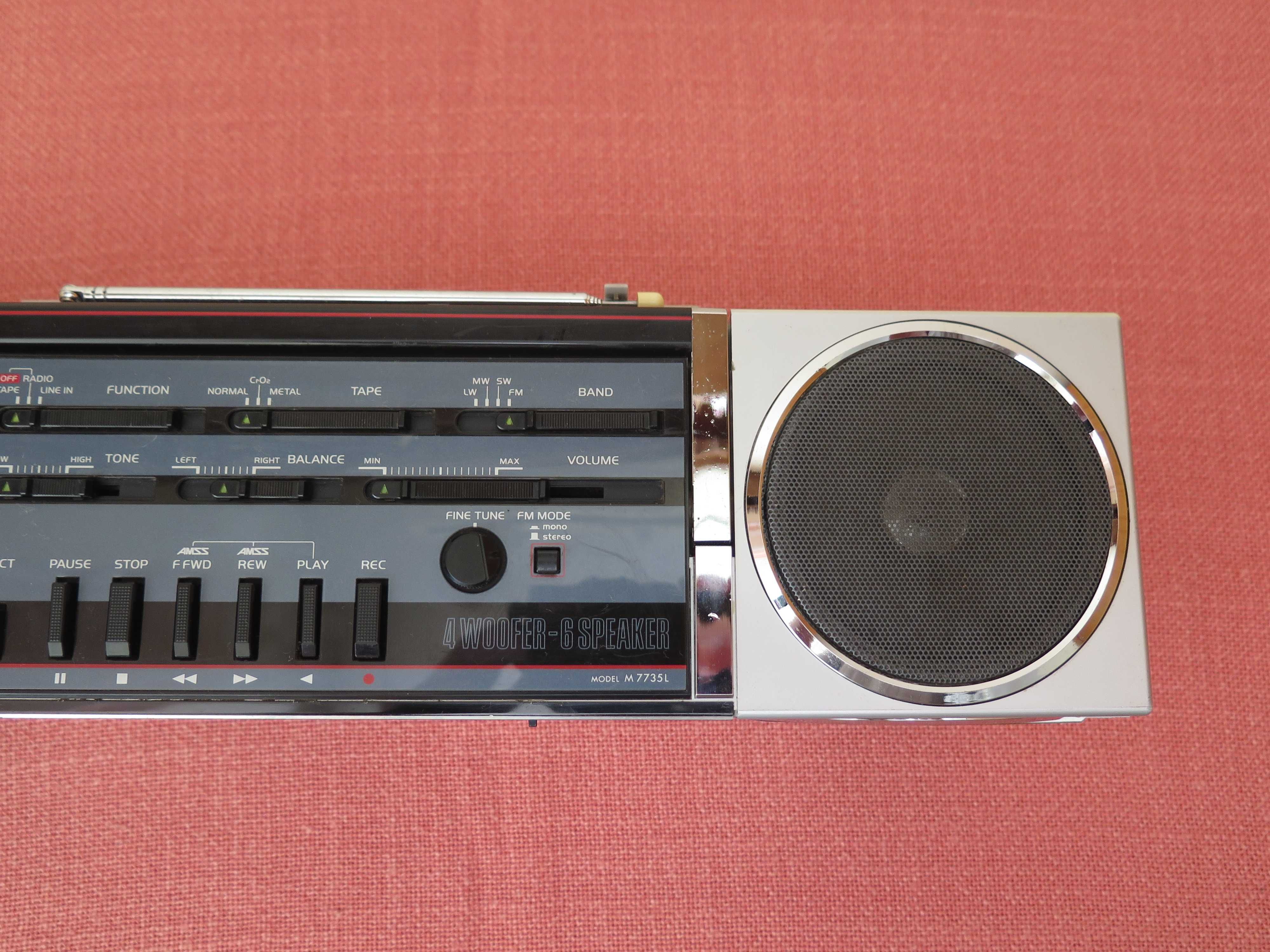 Sanyo Cubic Stereo M-7735L, 1985 ,Japan- радиокасетофон