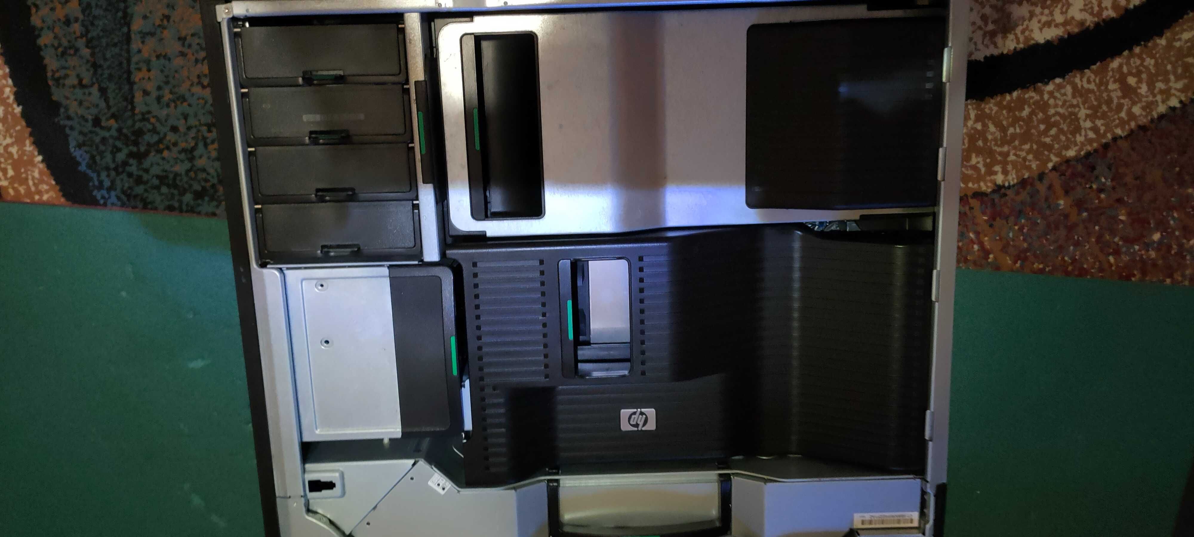 Workstation HP Z800, 2xCPU XEON X5675, Quadro 2000, RAM 64 GB, SSD 120