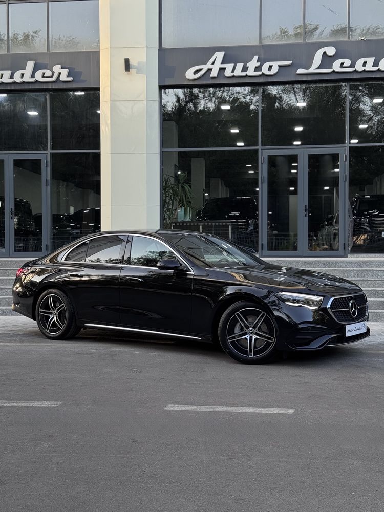 Mercedes Benz W214 E 300 4 Matic