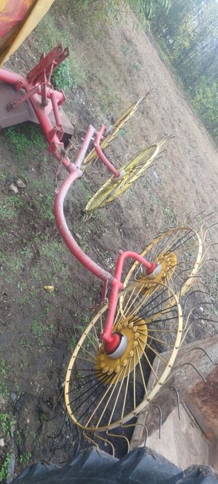 Vand greblă cu 4 rotii tip soare!!