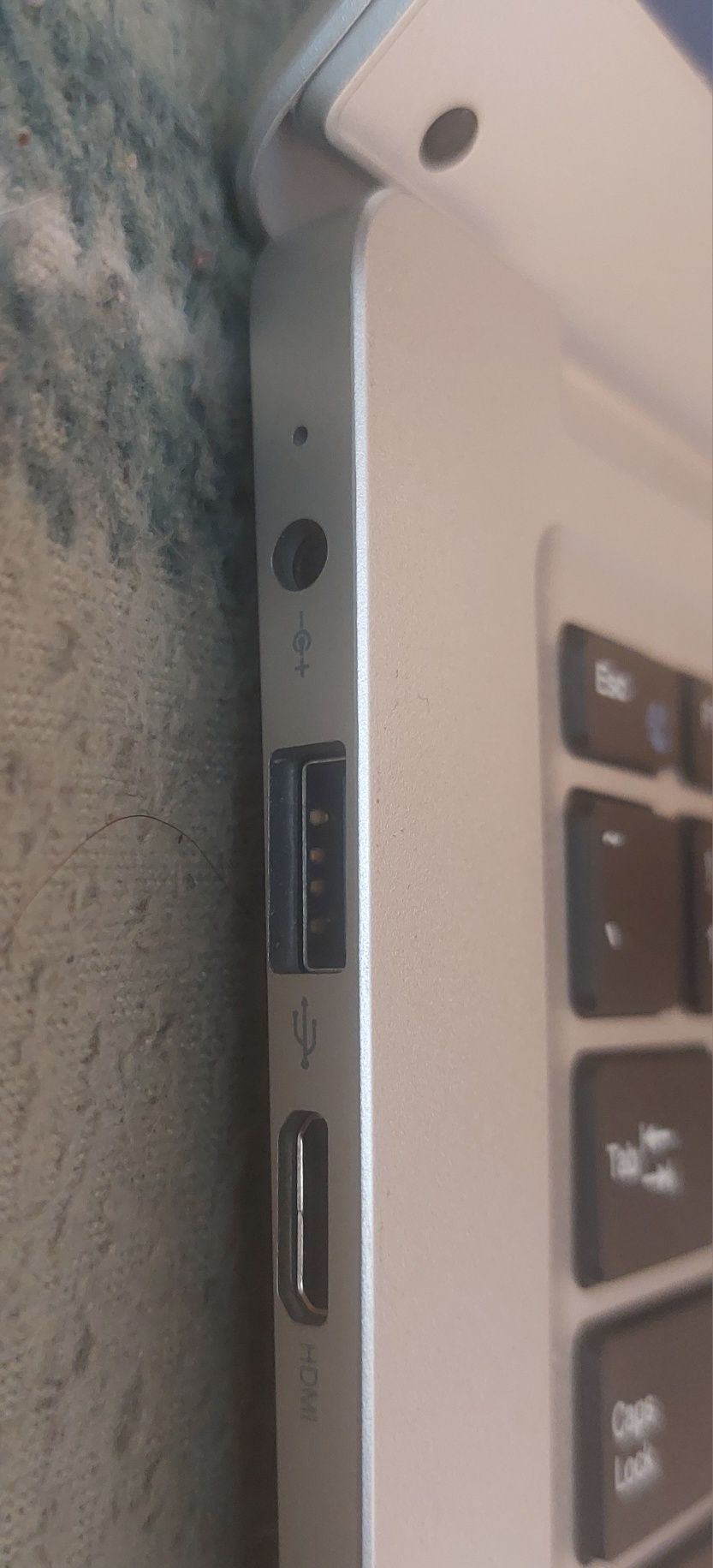 Smartbook laptop win 10/11 gb.6 ram
