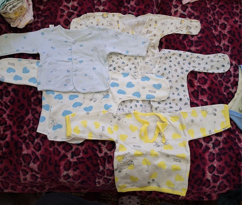 Продам детские вещи от 0 до 4 месяцев
