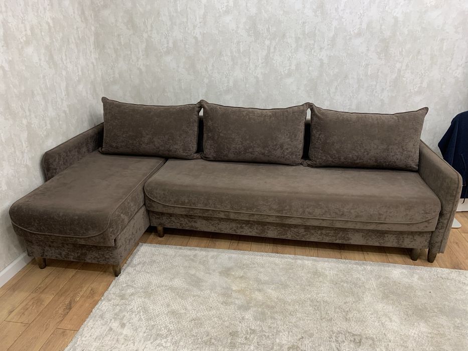 Продам диван в отличном состоянии