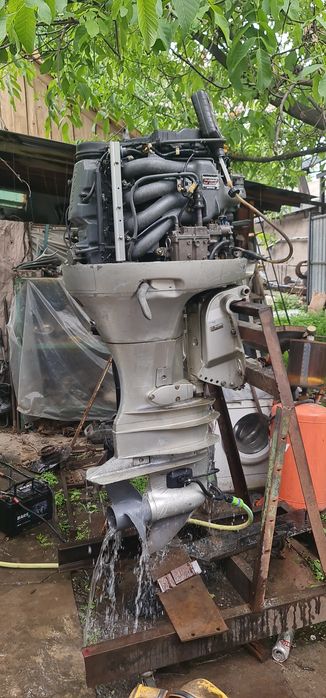 Лодочный ,катерный ,Мотор HONDA BF 130  4T