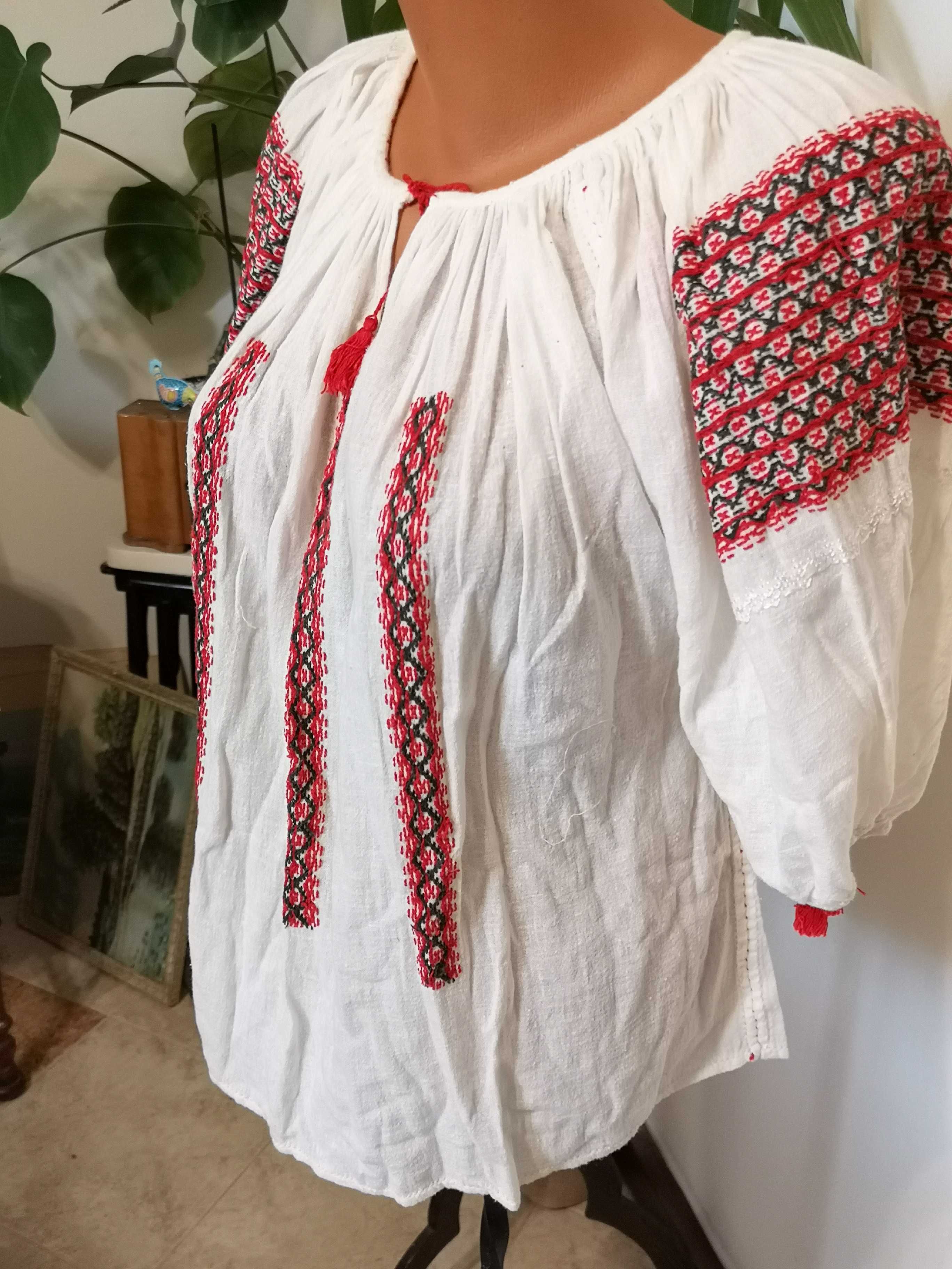 Разкошна Старинна Хърцойска Риза Рокля от Народна Носия