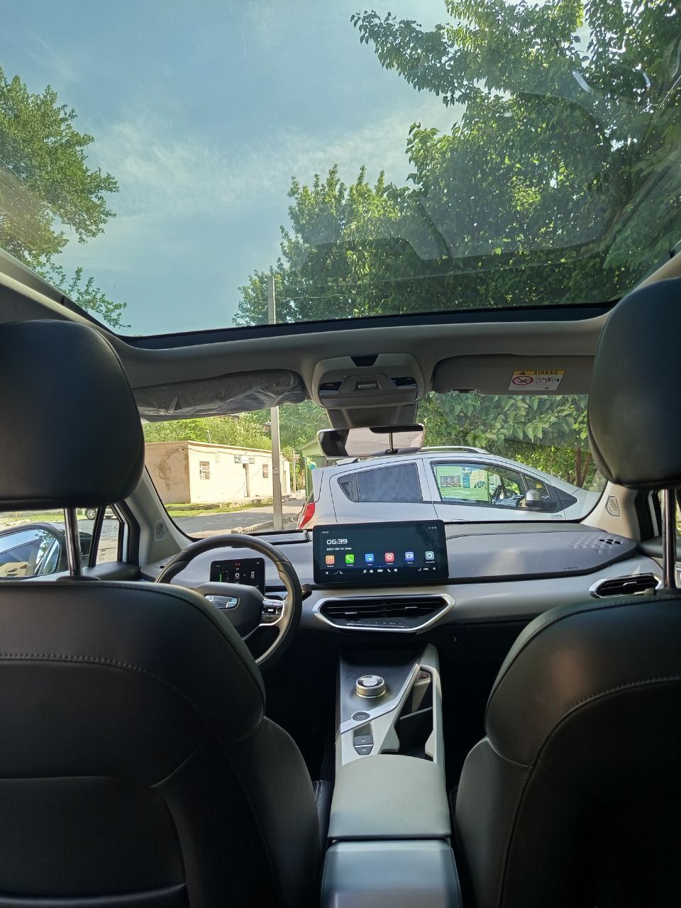 Geely geometry c