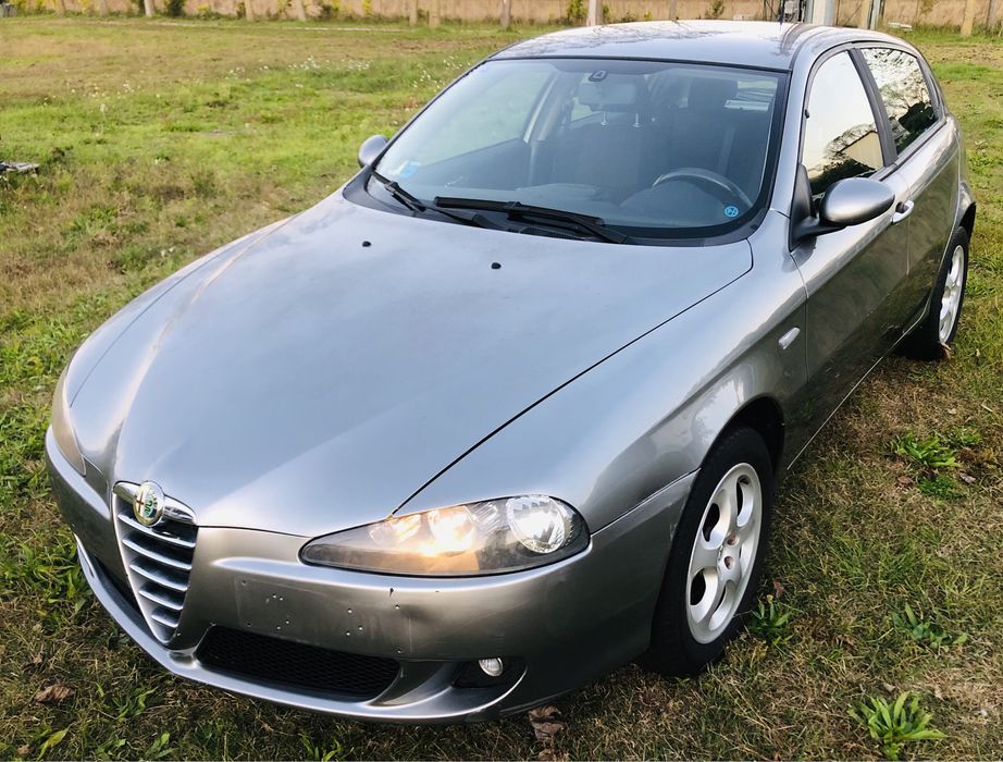 Alfa Romeo 147 - 1.9jtd-120cp-recent adusa din Italia