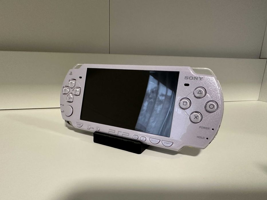Sony PSP 2000 Lavender Purple Modata (plus accesorii)