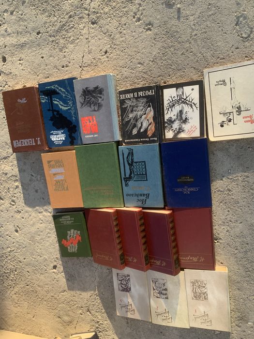 Книги разные в отл состоянии