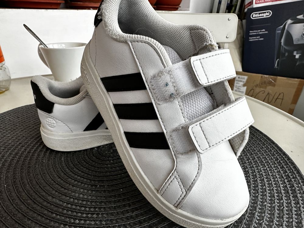 Pantofi sport Adidas baieti nr 27