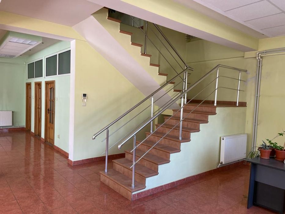 Inchiriez / vand imobil str Apollo