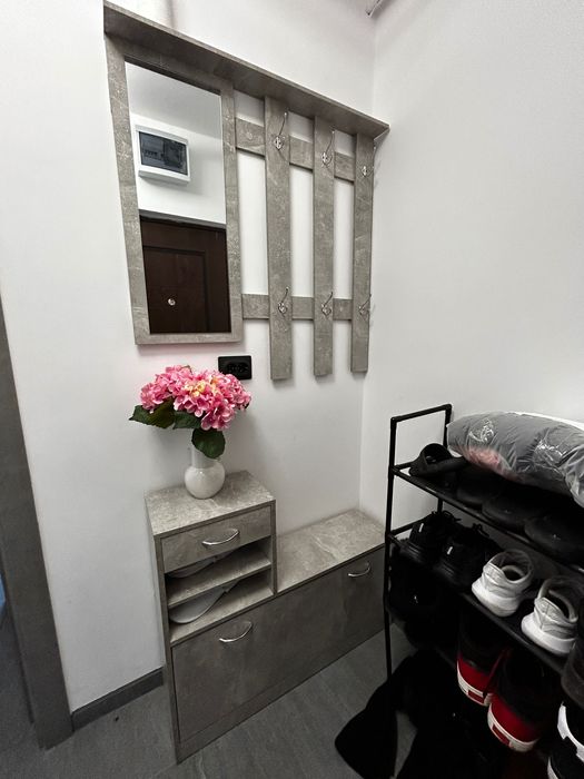 Mobilier hol cuier si pantofar