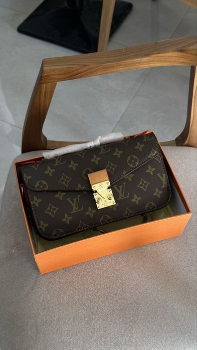 Сумка Louis vuitton новый