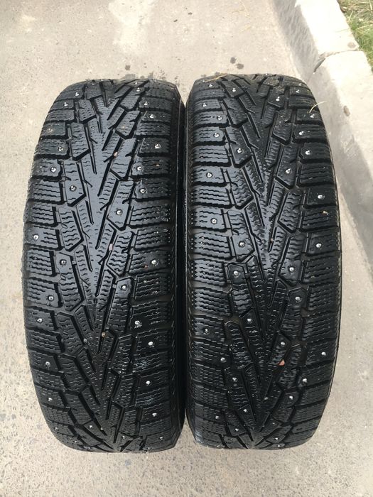 Продам шины шипованные 2 шт