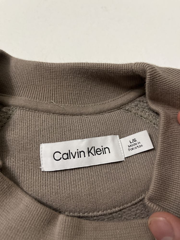Свитшот | Футболка Calvin Klein