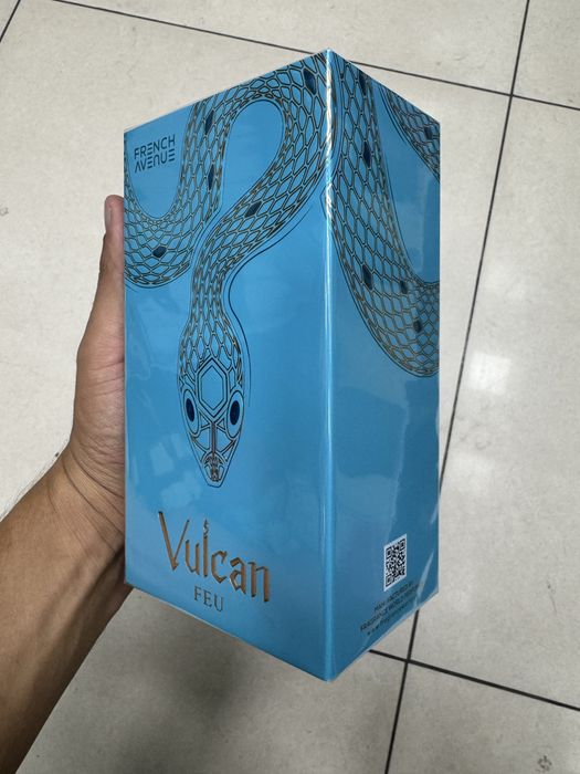 French Avenue Vulcan Feu Sable