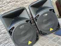 Vand 2 boxe Behringher B615D ACTIVE !!!