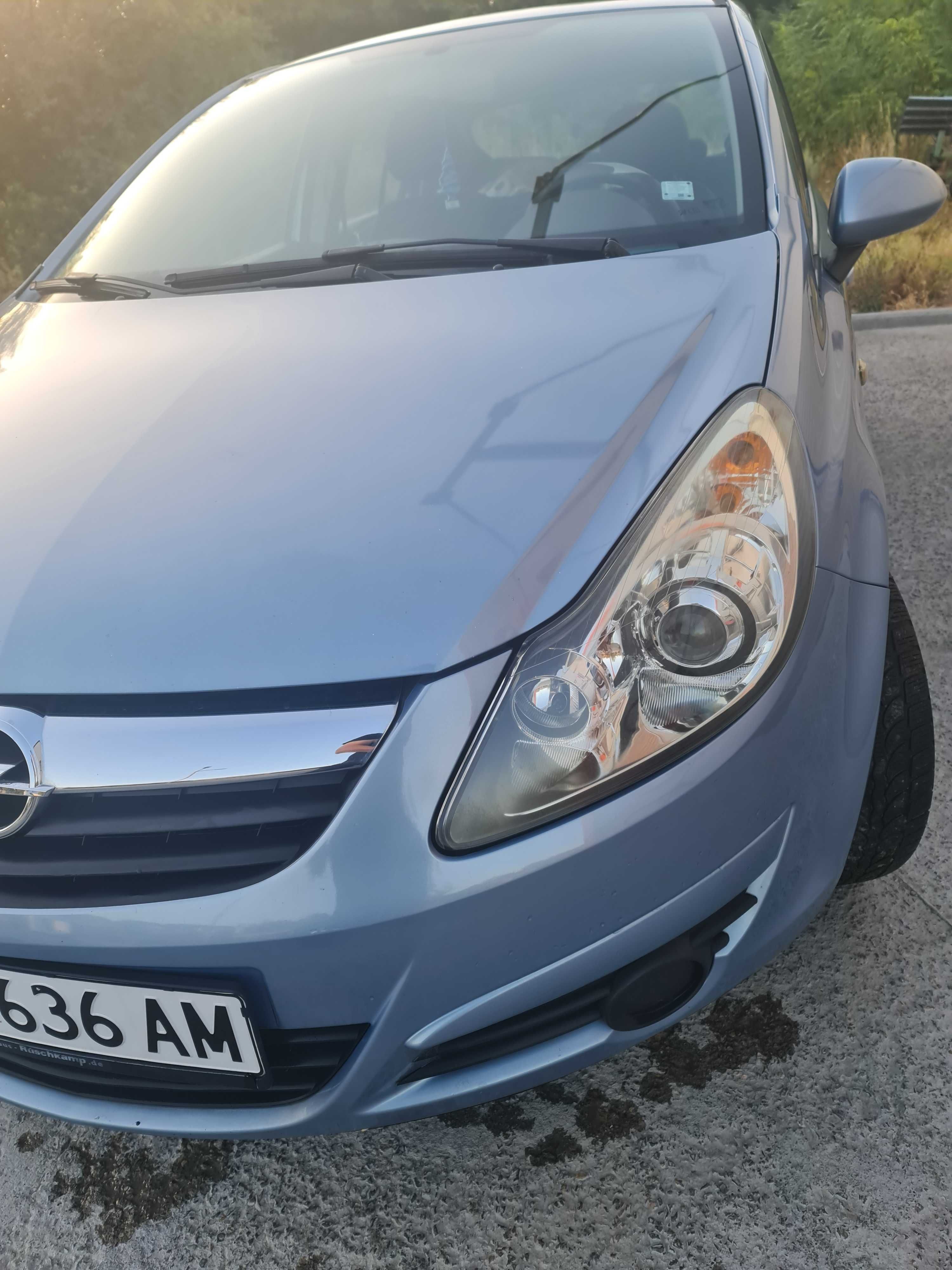 Продавам opel corsa 1.0