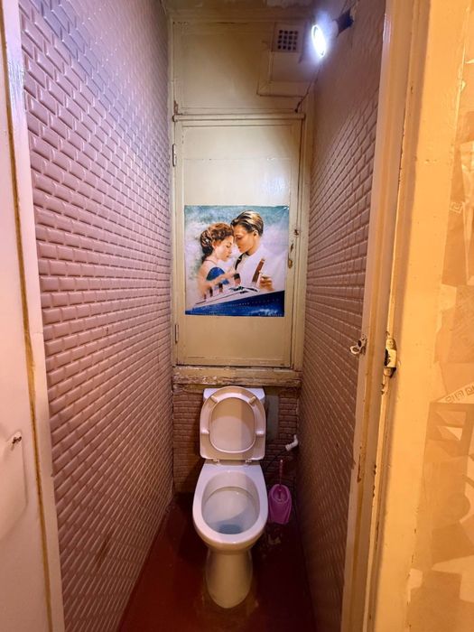 Продается 2ух комнатная квартира, 4 этаж, 4ёх этажного дома