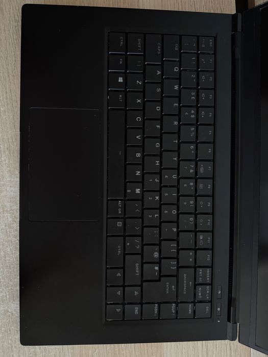 Laptop Intel Nuc I7-11800H RTX 3060 32GB RAM 1TB SSD