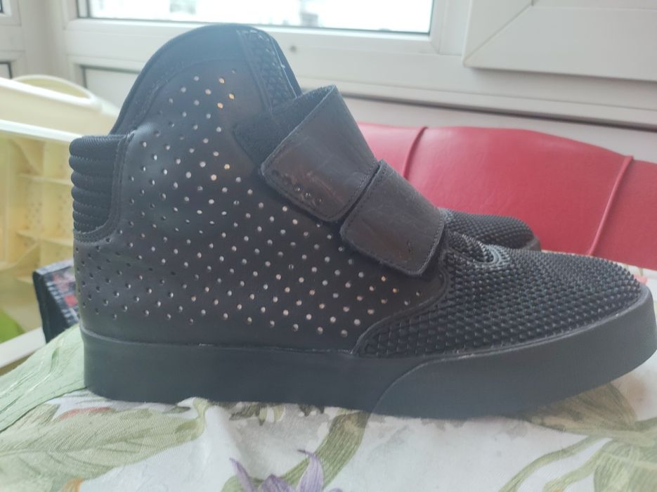 Adidasi Nike Flystepper 2k3