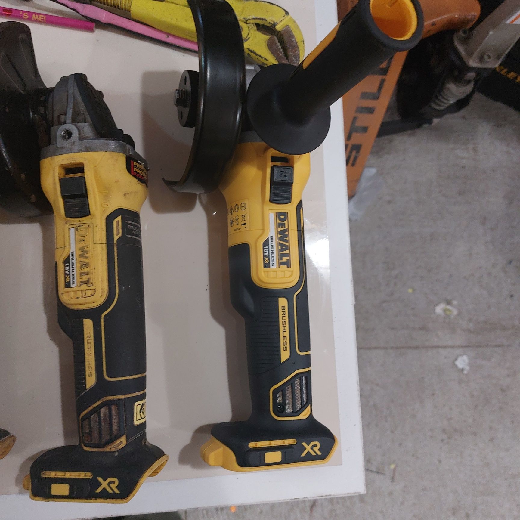 Dewalt DCG 405 акумулаторен ъглошлайф Девалт 18 волта