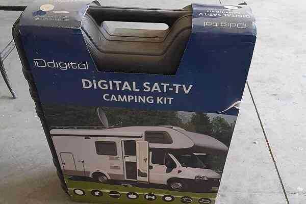 Antena tv satelit camping