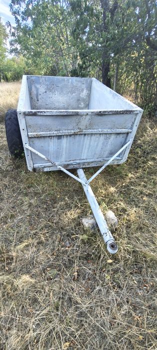 Ремарке за трактор