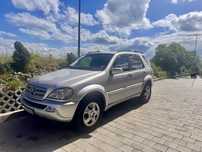 Продавам Мерцедес МЛ.2.7 CDI