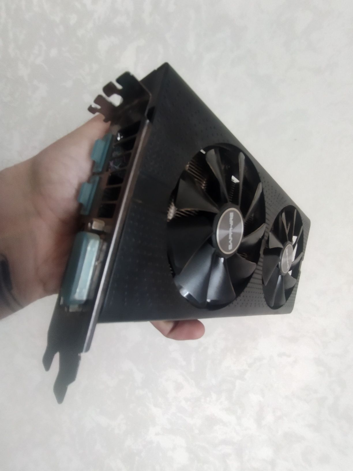 Видеокарта Rx 580 saphire 8gb