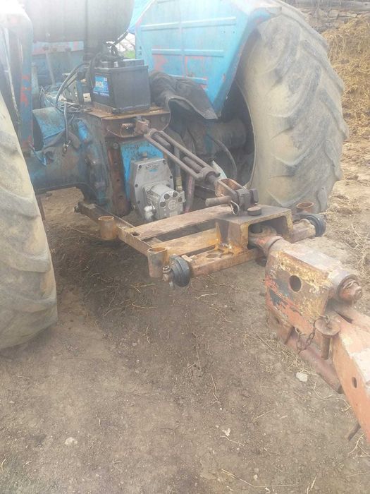 Vând tractor same4×4