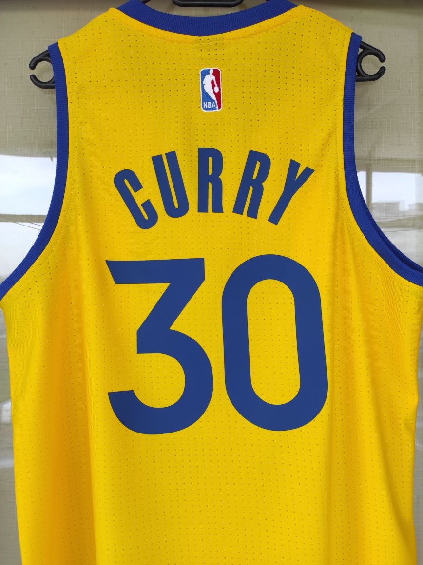 Maiou baschet NBA Curry