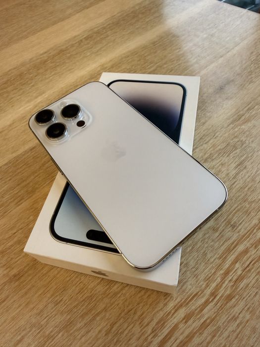 iPhone 14 pro 128gb silver + cutie + 2 huse + folie sticla ca nou