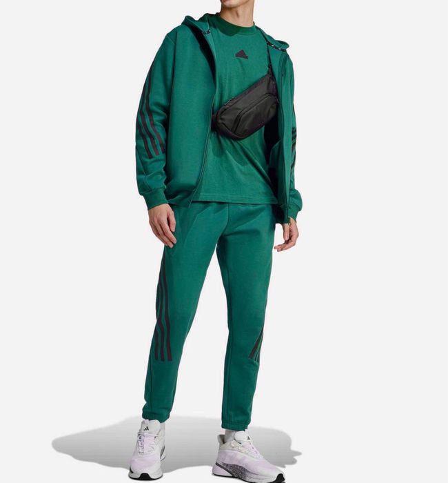 Trening Adidas Sportswear original/ Marime M
