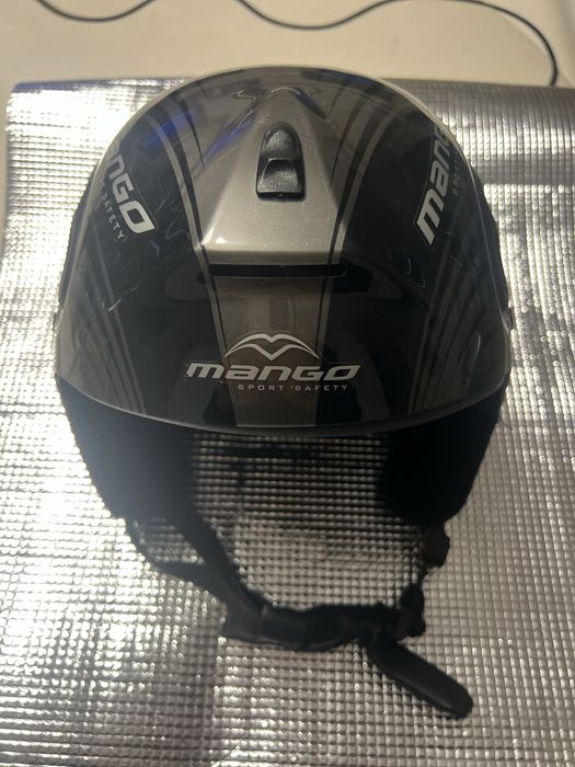 Дамска ски каска Mango с два чифта очила