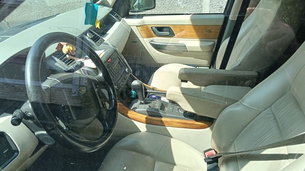 Vând/Schimb Land Rover Sport AutoutN1+ încă 2 maș+/- dif pe 1 mașină