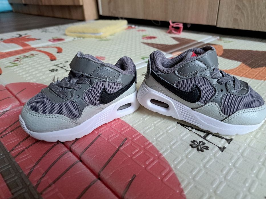 Детски маратонки найк