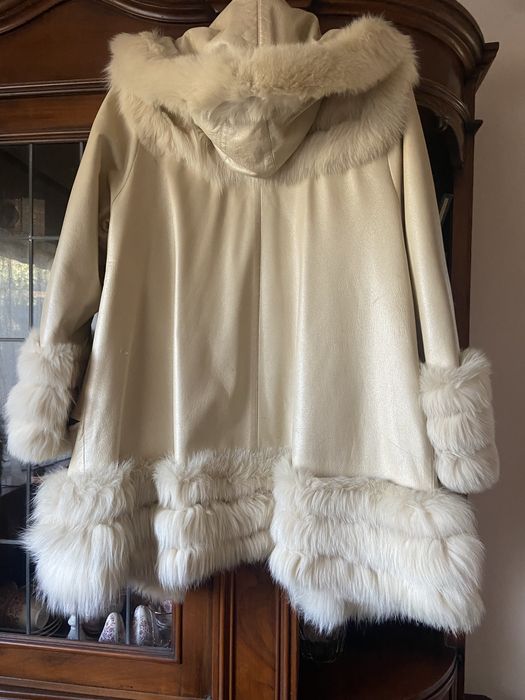 Haina piele cu  blana vulpe