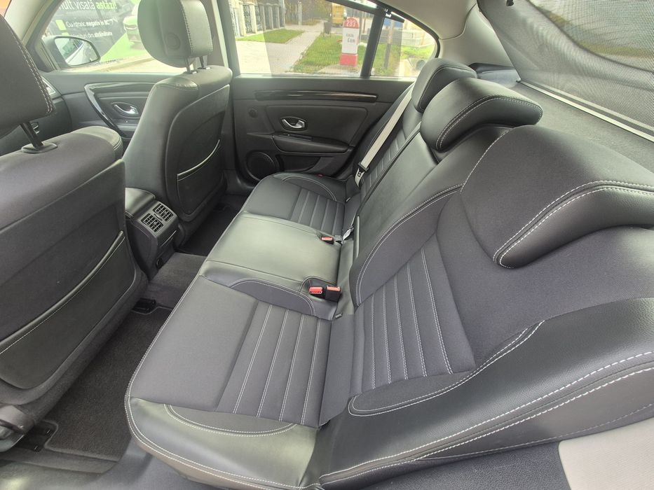 RENAULT LAGUNA BOSE EDITION  2.0 dCi / 2012 / EURO 5 / Navi  / Cima