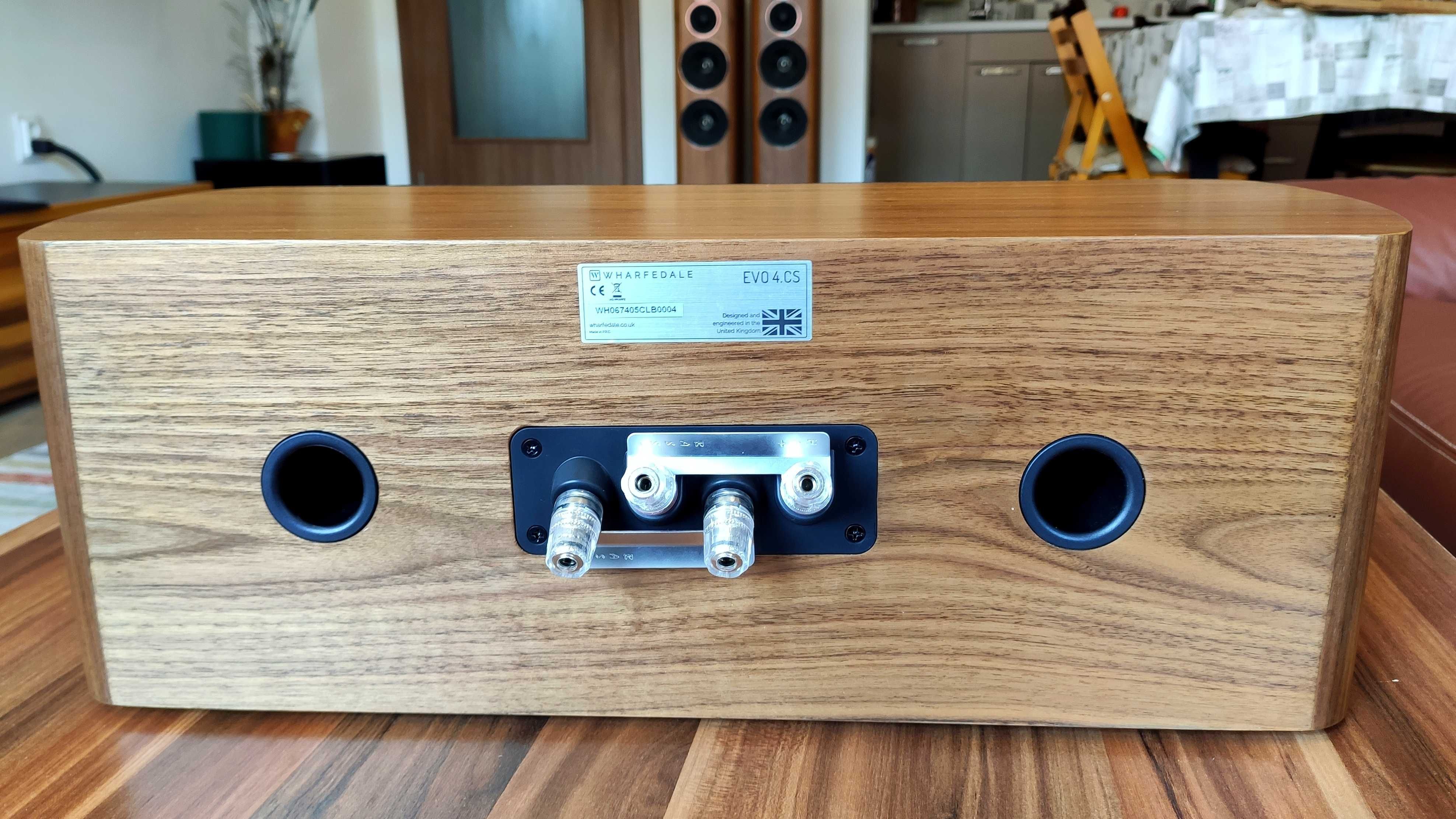 Комплект Wharfedale EVO 4 (подови 4.4, център 4.CS и букшелфи 4.1)