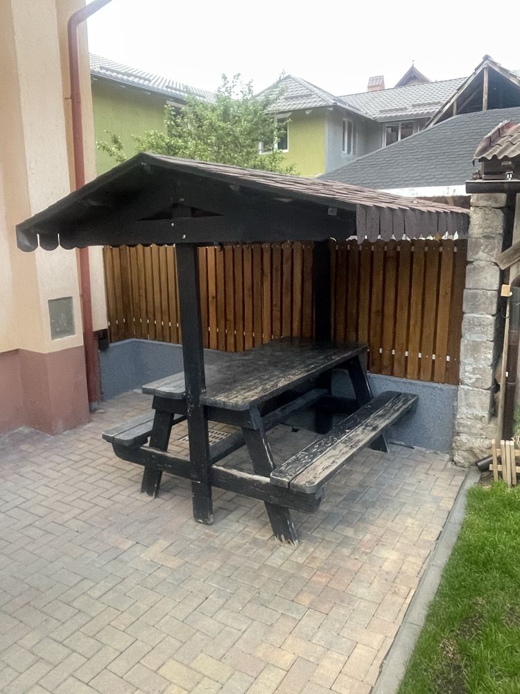 Promotie weekend Masa cu bancute si acoperis gradina