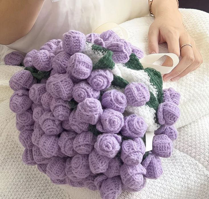 Плед–шарф «51 роза» — уникальный и очень красивый!