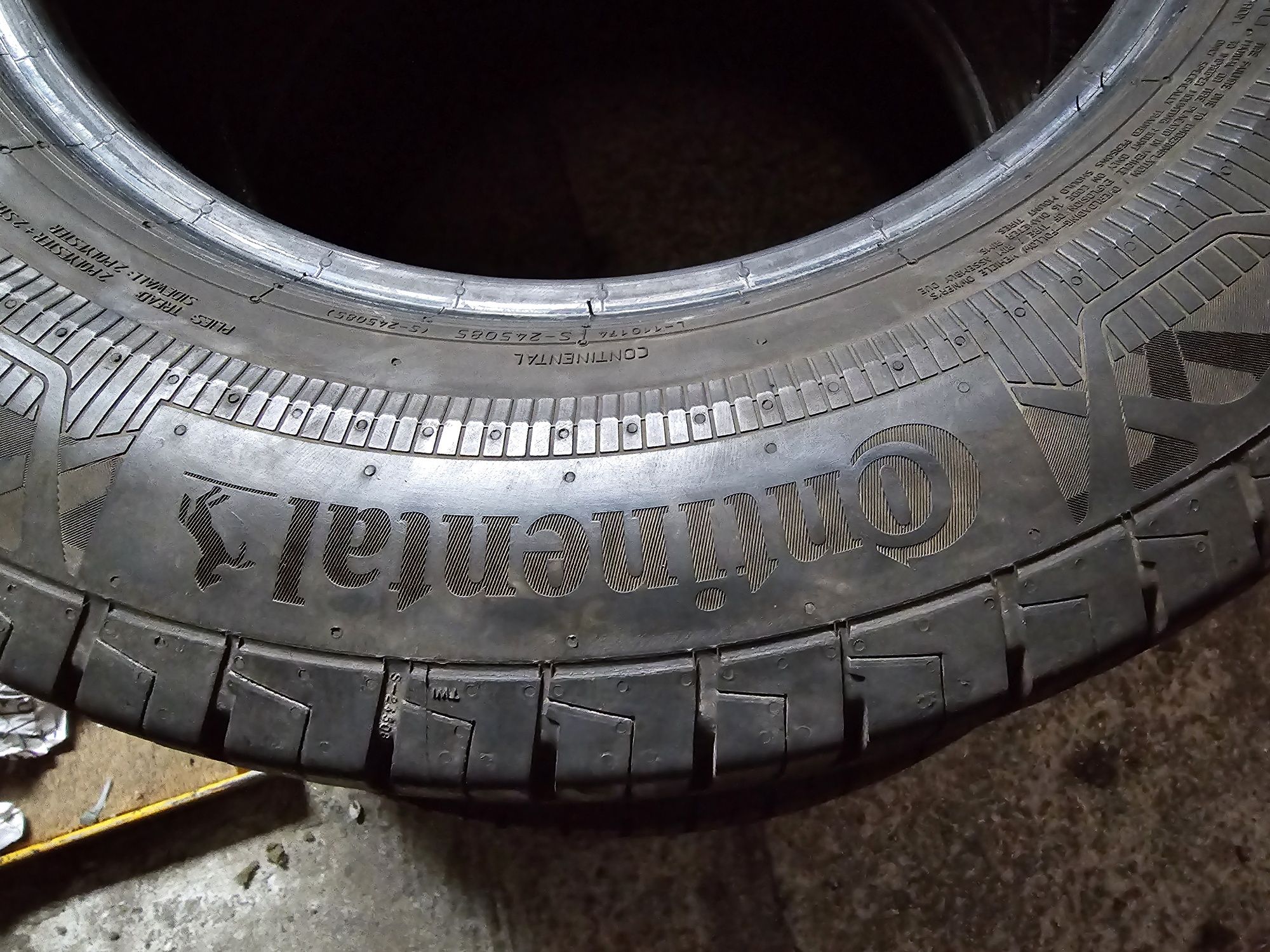 Continental 235/65 R16 C 115/113R vară